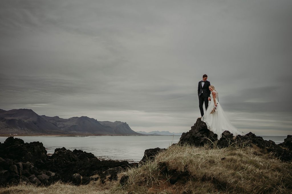 Stunning elopement in Iceland.