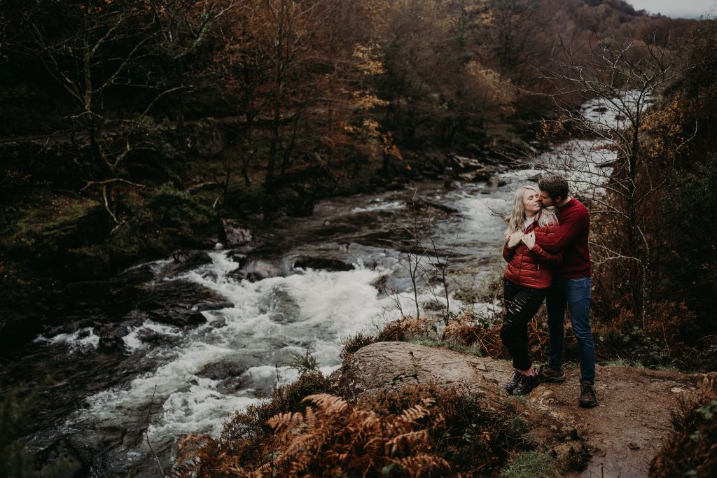 Aberglaslyn, North Wales autumn engagement photoshoot