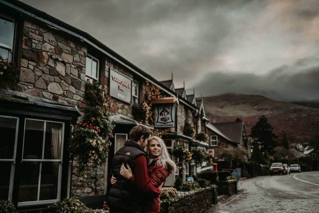 Beddgelert, North Wales autumn engagement photoshoot